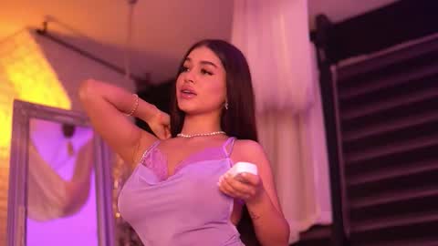 Bella online show from 21, 12, 2025