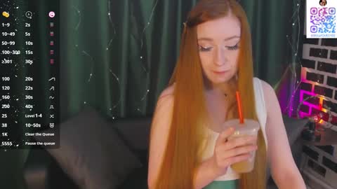 Bella online show from 4, 12, 2025