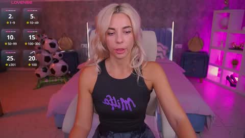 Snapshot of bellarayyy chatting on 16, 7, 2026 Bella online show from 16, 7, 2026