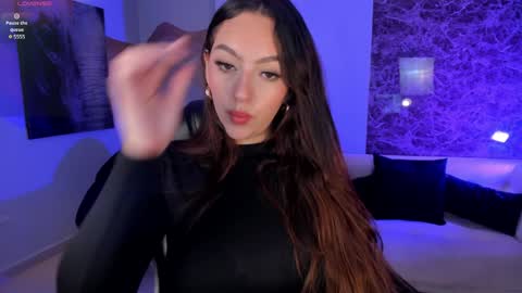 Snapshot of bellarosex1 chatting on 12, 12, 2024 Bella Rose online show from 12, 12, 2024