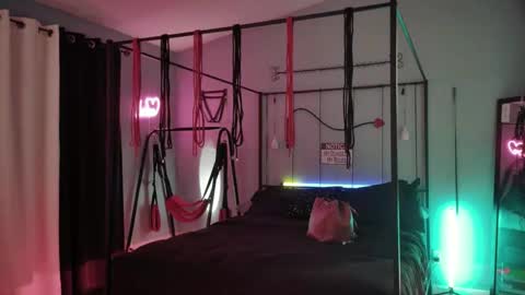 Bellaskeykeeper online show from 19, 3, 2026