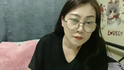 Bella online show from 1, 3, 2025