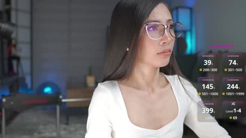 Snapshot of belle_adrienne chatting on 2, 2, 2025 Belle Adrienne  IG  online show from 2, 2, 2025