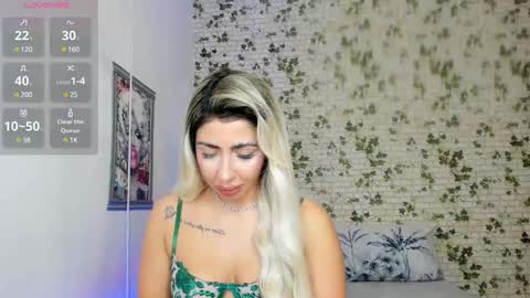 Snapshot of belle_hallle chatting on 11, 3, 2025 LucyJelly online show from 11, 3, 2025