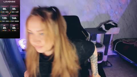 Snapshot of bellezza_ chatting on 28, 12, 2024 Your Annabelle Wolf online show from 28, 12, 2024