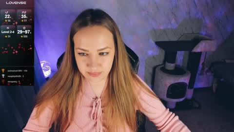 Snapshot of bellezza_ chatting on 6, 1, 2025 Your Annabelle Wolf online show from 6, 1, 2025