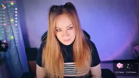 Snapshot of bellezza_ chatting on 28, 9, 2025 Your Annabelle Wolf online show from 28, 9, 2025