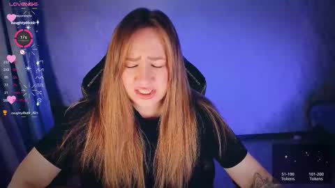 Snapshot of bellezza_ chatting on 4, 10, 2025 Your Annabelle Wolf online show from 4, 10, 2025