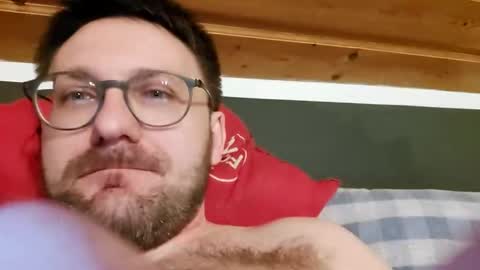 ben00189 online show from 14, 1, 2025