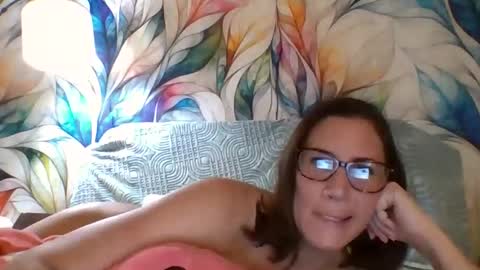 Becky online show from 7, 4, 2026