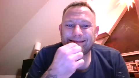 benizio online show from 4, 12, 2024