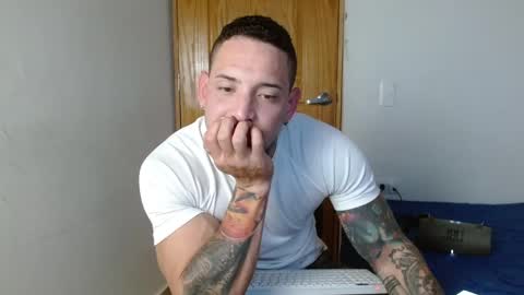 benjamin_isaac online show from 5, 12, 2024