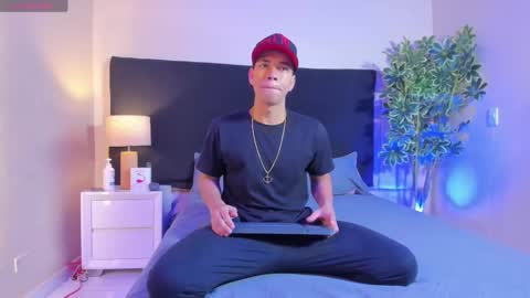 BENJAMIN online show from 24, 2, 2025