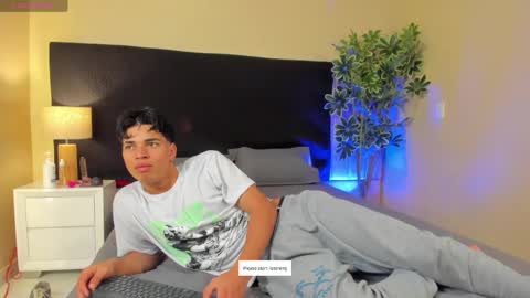 BENJAMIN online show from 7, 3, 2025