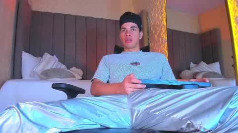 BENJAMIN online show from 27, 11, 2025