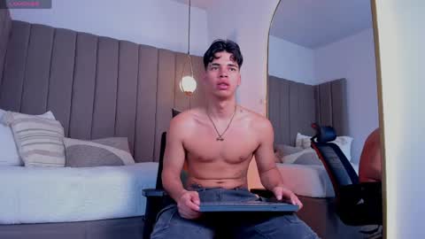 BENJAMIN online show from 14, 5, 2026
