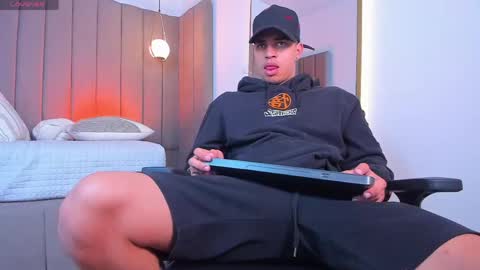 BENJAMIN online show from 19, 5, 2026