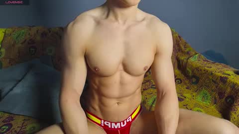 Snapshot of benjaminbond chatting on 15, 9, 2025 benjaminkarl02 online show from 15, 9, 2025
