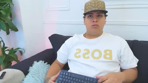 bennett_alejoo online show from 26, 11, 2025