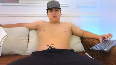 bennett_alejoo online show from 4, 6, 2026
