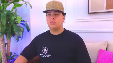 Snapshot of bennett_alejoo chatting on 16, 6, 2026 bennett_alejoo online show from 16, 6, 2026