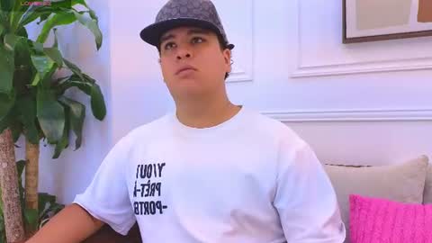 Snapshot of bennett_alejoo chatting on 30, 6, 2026 bennett_alejoo online show from 30, 6, 2026