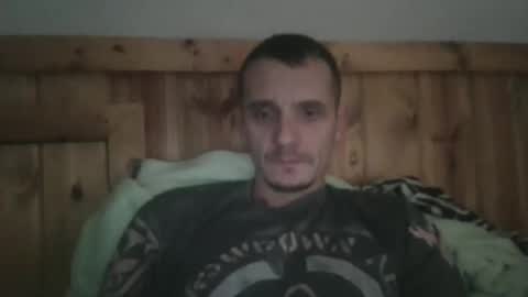 Snapshot of bennymn chatting on 9, 11, 2025 benny and innocentvixon online show from 9, 11, 2025