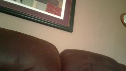 Snapshot of bennymn chatting on 22, 11, 2025 benny and innocentvixon online show from 22, 11, 2025