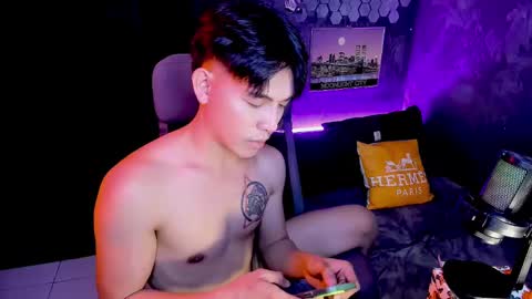 Snapshot of bentlyfuck chatting on 2, 1, 2025 bentlyfuck online show from 2, 1, 2025