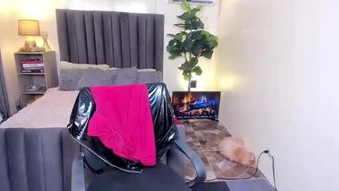 Snapshot of bentlyfuck chatting on 27, 1, 2025 bentlyfuck online show from 27, 1, 2025