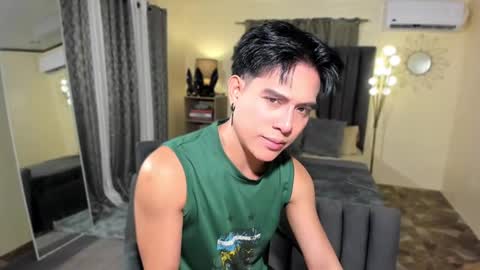 Snapshot of bentlyfuck chatting on 3, 3, 2025 bentlyfuck online show from 3, 3, 2025