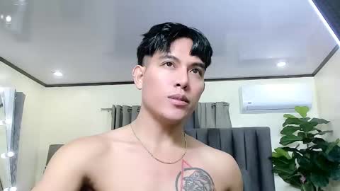 Snapshot of bentlyfuck chatting on 3, 11, 2025 bentlyfuck online show from 3, 11, 2025