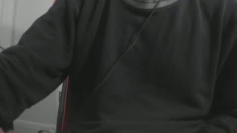 Snapshot of benx12123 chatting on 13, 1, 2025 benx12123 online show from 13, 1, 2025