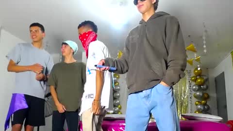 benz boys online show from 13, 2, 2025