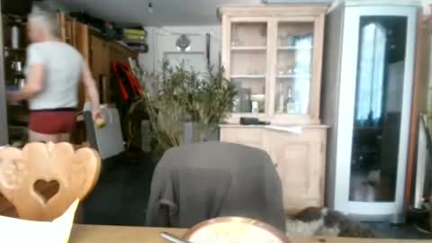 Martin online show from 6, 2, 2025