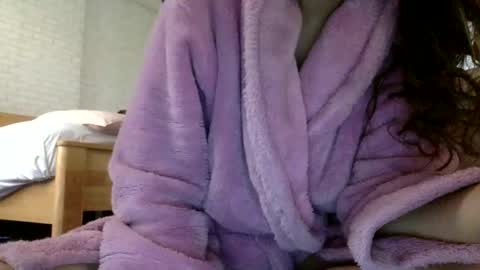 Snapshot of bermudatriangle12 chatting on 5, 3, 2025 tixxie online show from 5, 3, 2025