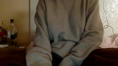 Snapshot of bermudatriangle12 chatting on 7, 3, 2025 tixxie online show from 7, 3, 2025