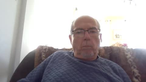 bernard1102 online show from 4, 10, 2025