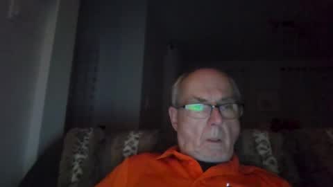 Snapshot of bernard1102 chatting on 6, 10, 2025 bernard1102 online show from 6, 10, 2025