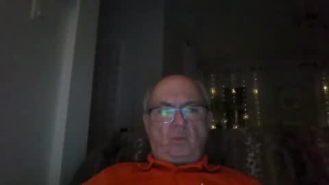 Snapshot of bernard1102 chatting on 14, 1, 2026 bernard1102 online show from 14, 1, 2026