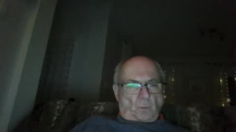 Snapshot of bernard1102 chatting on 16, 1, 2026 bernard1102 online show from 16, 1, 2026