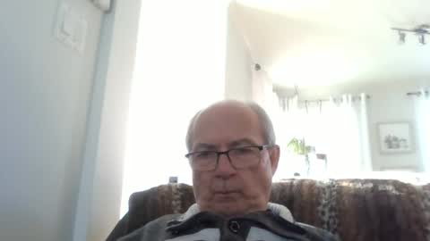 Snapshot of bernard1102 chatting on 1, 2, 2026 bernard1102 online show from 1, 2, 2026