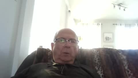 Snapshot of bernard1102 chatting on 9, 2, 2026 bernard1102 online show from 9, 2, 2026