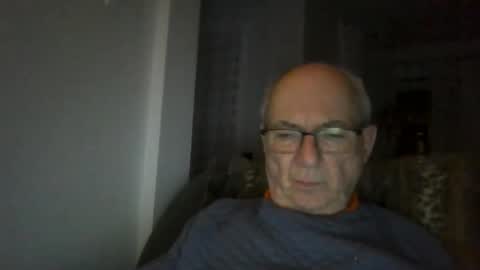 Snapshot of bernard1102 chatting on 21, 2, 2026 bernard1102 online show from 21, 2, 2026