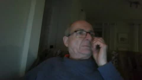 Snapshot of bernard1102 chatting on 23, 2, 2026 bernard1102 online show from 23, 2, 2026