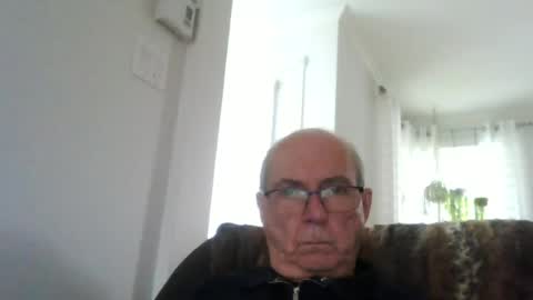 bernard1102 online show from 18, 6, 2026