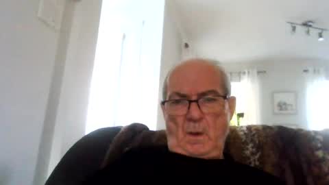 bernard1102 online show from 5, 8, 2026