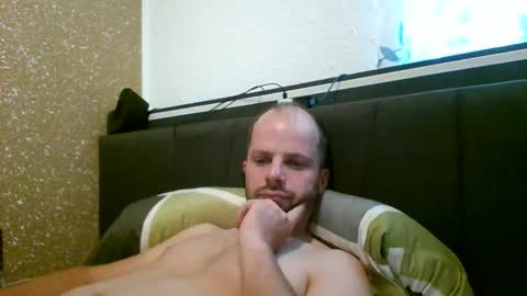 Snapshot of bernii1991 chatting on 24, 5, 2026 bernii1991 online show from 24, 5, 2026