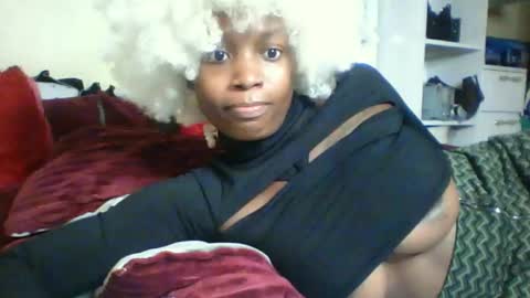 Snapshot of berries02 chatting on 3, 11, 2025 Berries online show from 3, 11, 2025