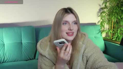 Danny and Kira online show from 19, 9, 2025